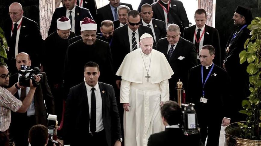 Photo of Francisco llegó a El Cairo para un viaje de «unidad y hermandad» centrado en la paz
