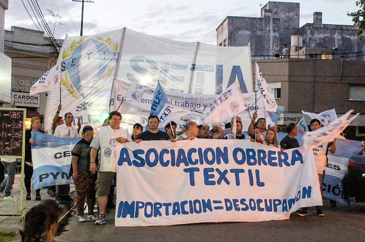 Photo of Reclaman que Vidal declare la “Emergencia Textil en Lujàn”