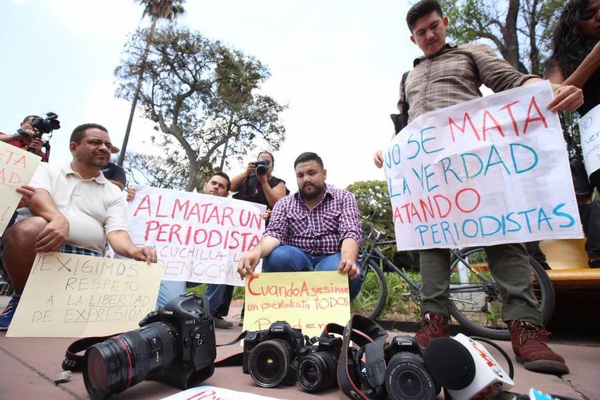 Photo of México: 124 periodistas asesinados y 23 desaparecidos