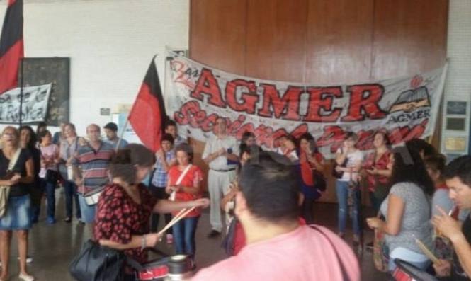 Photo of Docentes entrerrianos toman Consejo General de Escuelas por descuentos