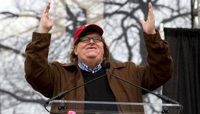 Photo of Michael Moore protagonizará unipersonal con críticas a Donald Trump