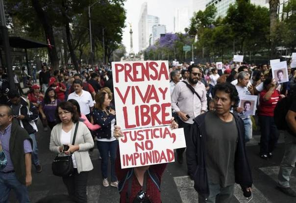 Photo of “México se debate entre la miseria y las fortunas obscenas, la injusticia y la corrupción”