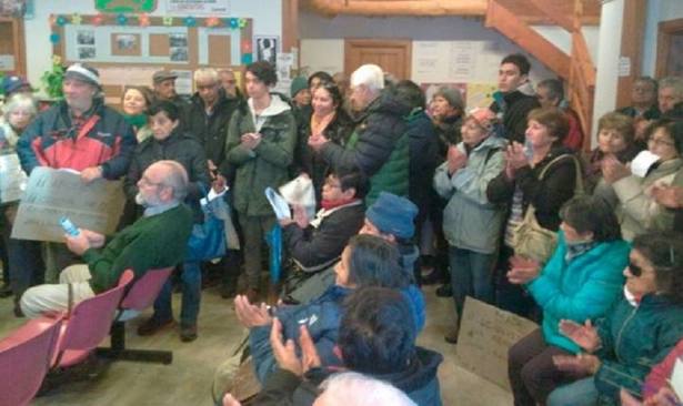 Photo of Jubilados de Bariloche tomaron una delegación de PAMI