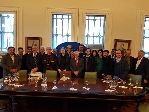 Photo of Legisladores porteños respaldaron a Héctor Recalde tras el ataque de Mauricio Macri