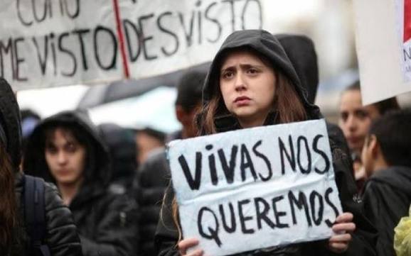 Photo of «Otra represión sufrida tras otra masiva movilización de las mujeres»