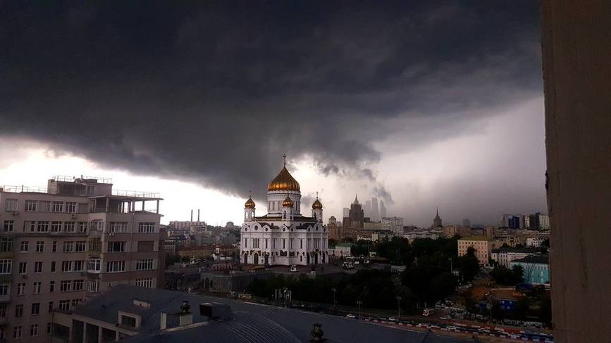 Photo of Video: Moscú afronta la peor tormenta en medio siglo