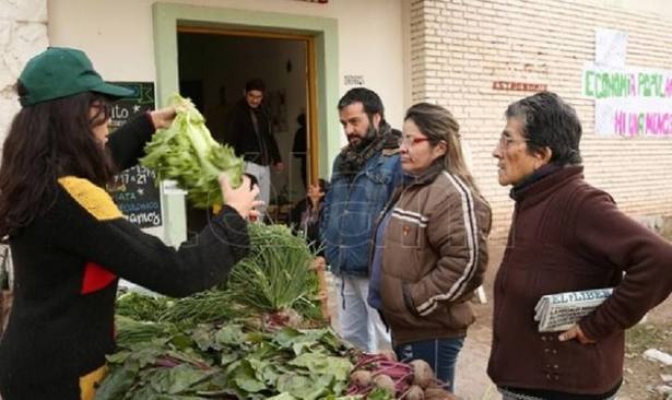 Photo of Agricultores de Santiago del Estero venden productos directamente al consumidor