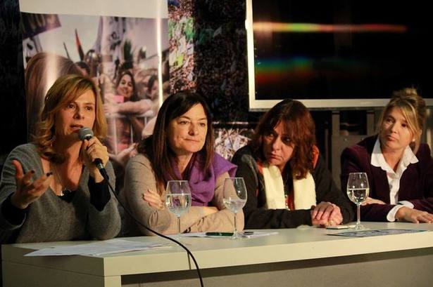 Photo of Saintout participó de la presentación del seminario «Peronismo y feminismo» en el Instituto Patria