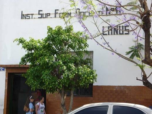Photo of Liliana Rossi: «Empresas privadas pretenden imponer contenidos curriculares en escuelas de Lanús»