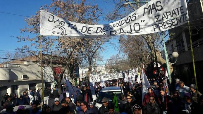 Photo of Video. Miles de trabajadores de UOCRA se movilizaron en Zárate