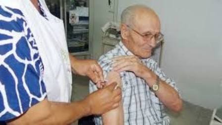 Photo of PAMI: Continua  la  campaña de vacunaciòn gratuita en todo el paìs