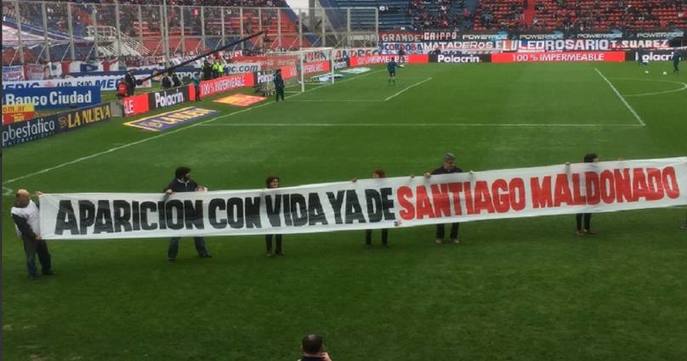 Photo of La hinchada de San Lorenzo pidió por Maldonado y cuestionó a Bullrich