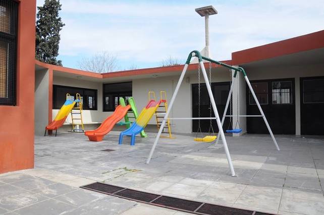 Photo of Esteban Echeverría: Más obras en Jardines de infantes de Luis Guillón y El Jagüel