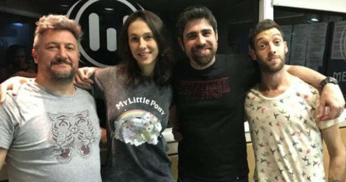 Photo of Confesó una violación en un programa de radio y los conductores se rieron