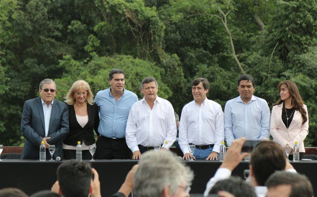 Photo of Peppo, Coqui y Martínez  reafirmaron compromiso del Frente para «defender los recursos del Chaco