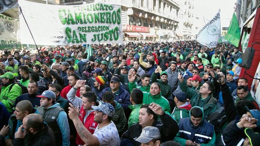 Photo of El sindicalismo, en la mira: el Gobierno busca limitar los mandatos