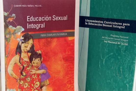 Photo of Estudiantes catamarqueños piden implementaciòn de la ley de educación sexual