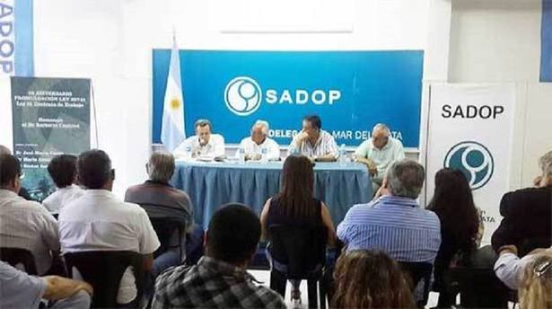 Photo of Héctor Recalde: «El Gobierno habla todos los días de la mafia sindical»