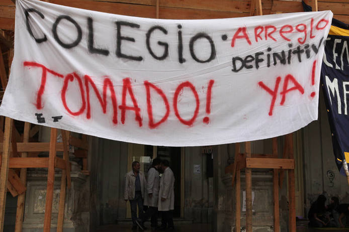 Photo of Ya son 25 los colegios tomados en protesta contra la reforma educativa