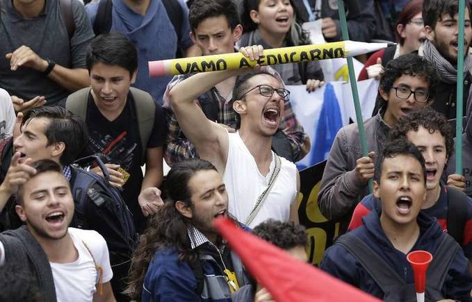Photo of Colombia: Movilización nacional en defensa de la educación