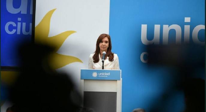 Photo of La pregunta de IB24 a Cristina Kirchner sobre la concentración de medios