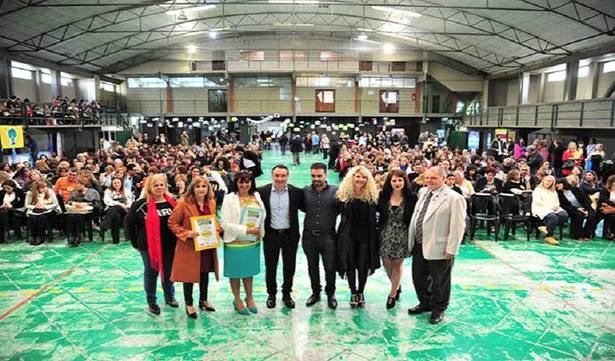 Photo of Fuerte rechazo de los maestros a la remoción de un jefe distrital  en Florencio Varela