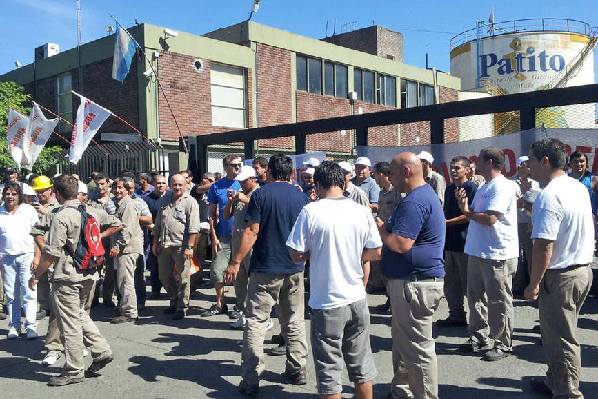 Photo of Trabajadores aceiteros lanzaron un paro nacional