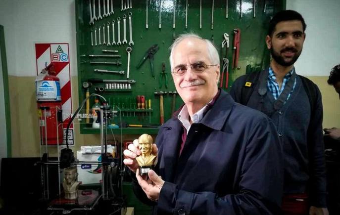 Photo of El candidato a Senador Jorge Taiana anunció medidas legislativas para defender la industria