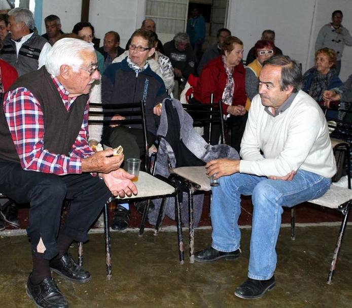 Photo of El intendente de Tapalqué se reunió con vecinos de Crotto