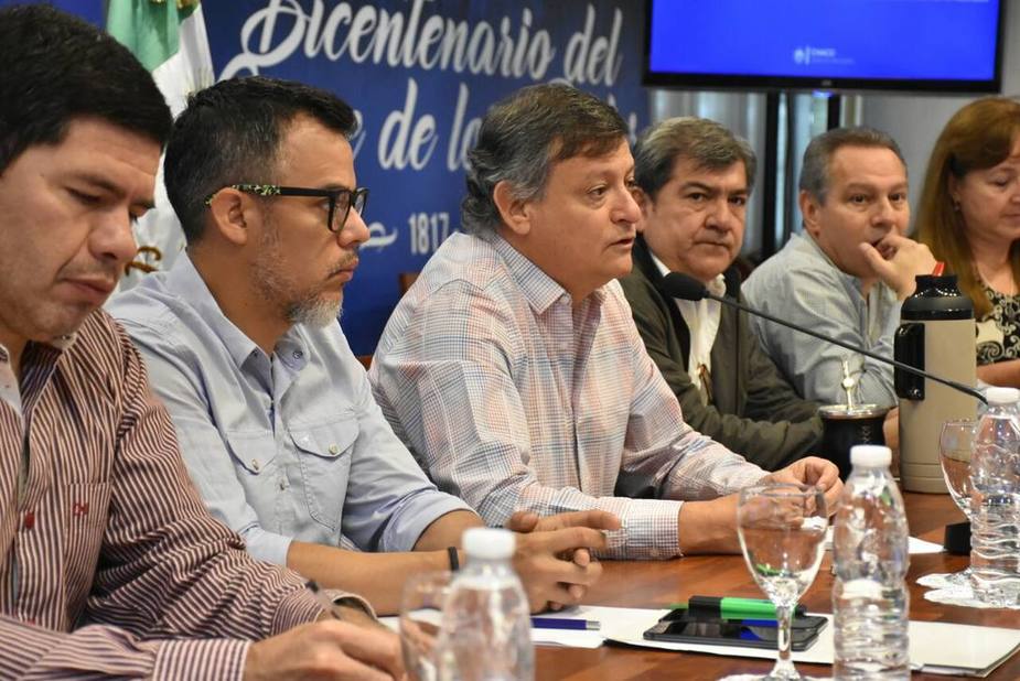 Photo of Chaco: Peppo reunido con sindicatos y movimientos obreros