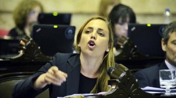 Photo of Quién es Emilia Soria, la diputada que calificó a los gobernadores del PJ de “prostitutas de Macri”