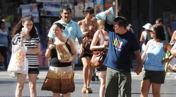 Photo of Anuncian una fuerte ola de calor para el último “finde” del año