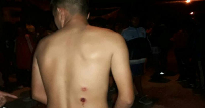 Photo of Salta: Balas de goma y bastonazos contra una manifestación por el joven asesinado por la policía