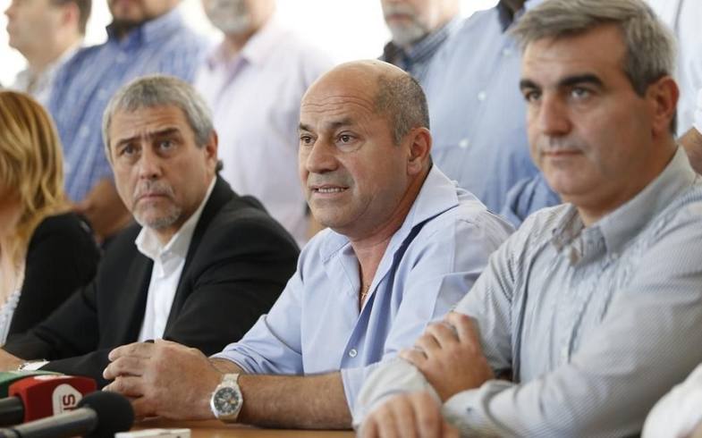 Photo of Intendentes bonaerenses se rebelan contra las políticas de “austeridad”