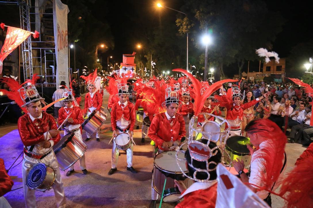 Photo of Expectativas a un mes de los carnavales de Las Lomitas