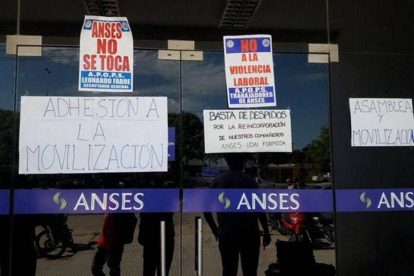 Photo of Los gremios que nuclean a trabajadores de ANSES se movilizan el 8/2 por los 82 despidos