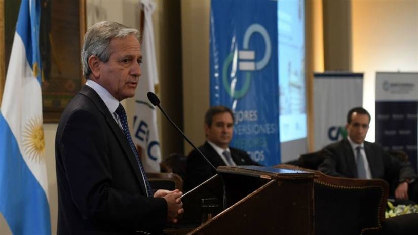 Photo of El Gobierno nombró a un “director de Cultura de Internet” por 80 mil pesos