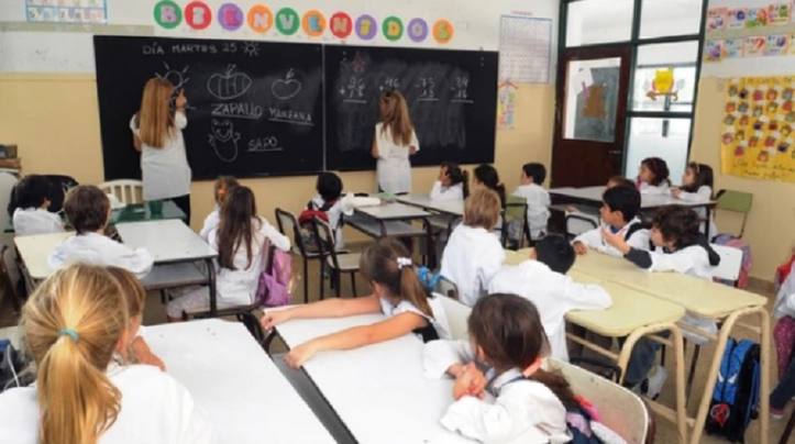 Photo of Escuelas porteñas: denuncian falta de vacantes y “listados engañosos”