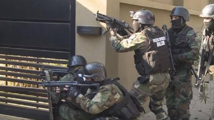 Photo of Otro caso de gatillo fácil: un oficial del Grupo Halcón fusiló por la espalda a un menor