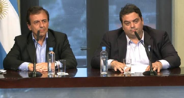 Photo of Bancarios denunciaron a Triaca y Quintana por «presiones» y de «poner un cepo» a las paritarias