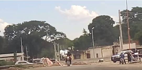 Photo of Videos. Urtubey ordena brutal represión contra trabajadores despedidos de Ingenio Tabacal: Hay heridos de bala de plomo