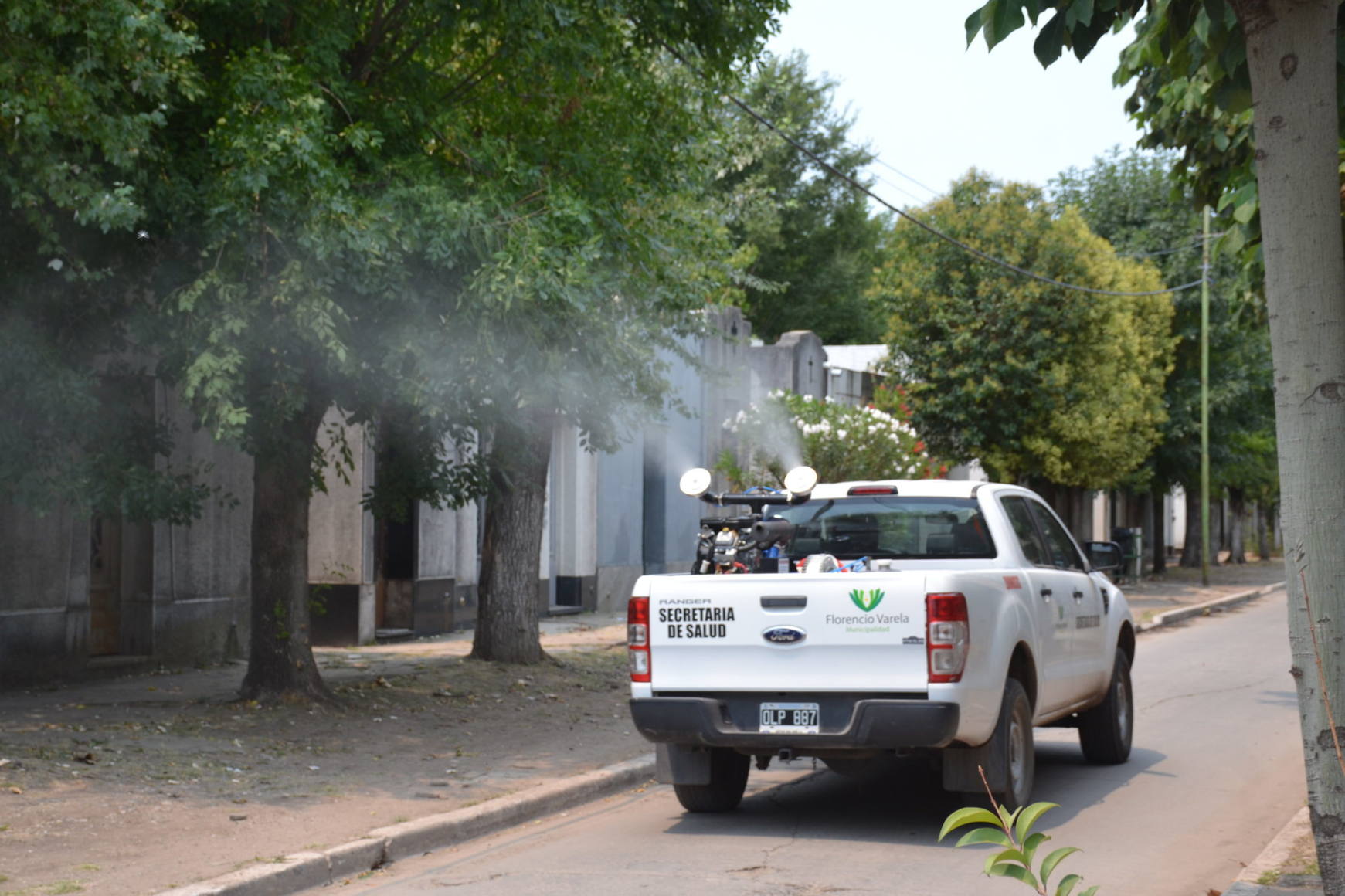 Photo of Dengue: fumigación en el cementerio de Varela para impedir su propagación