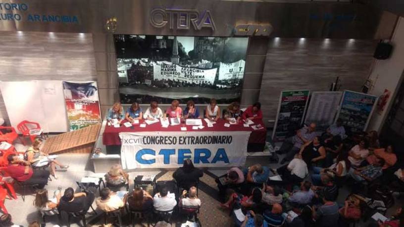 Photo of CTERA anunció un paro nacional docente para el lunes y martes próximos