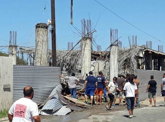 Photo of Santa Teresita: seis obreros murieron por el derrumbe de una obra en construcción