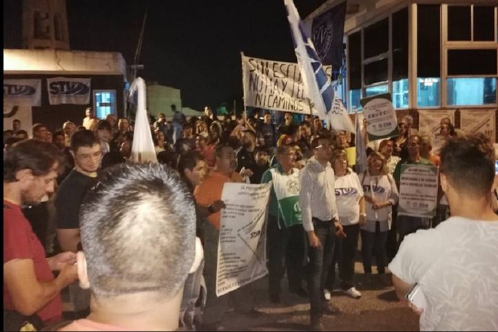 Photo of Docentes de Vialidad llevan tres meses sin cobrar