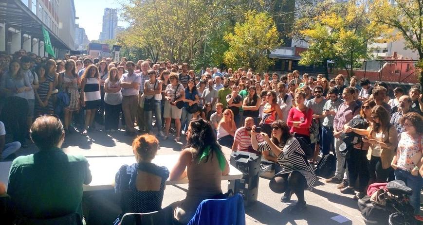 Photo of Conflicto en el Conicet: los científicos están “cansados de las mentiras de Barañao”