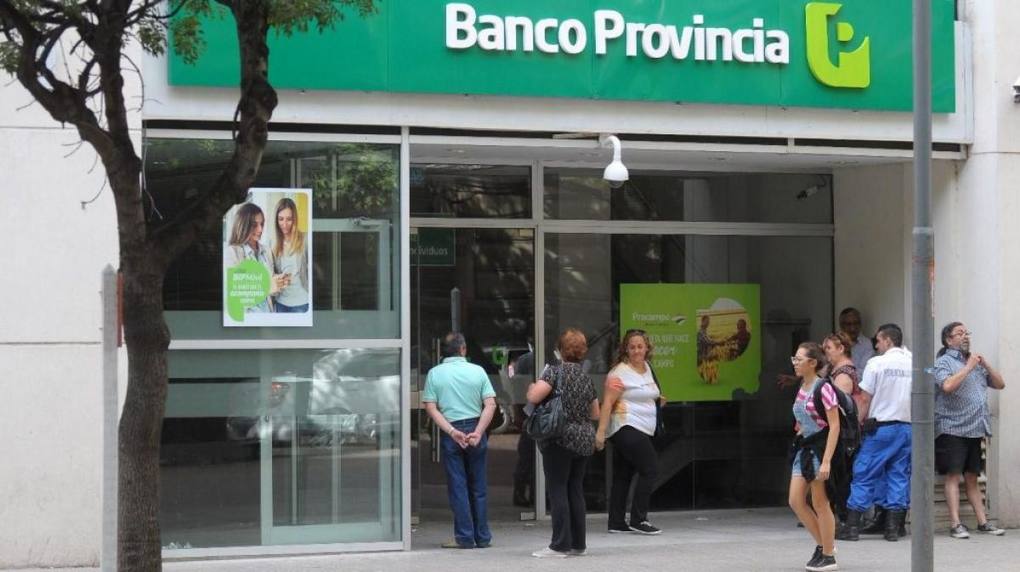 Photo of Banco Provincia: denuncian cierre de sucursales como paso previo a la privatización