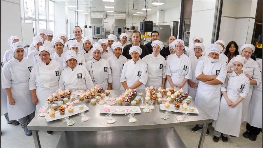 Photo of Gremio de Pasteleros: «Llamamos a proteger la democracia en el gremio»