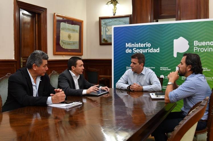 Photo of Varela: Provincia se compromete a enviar nuevos patrulleros y sumará 10 cuadrículas