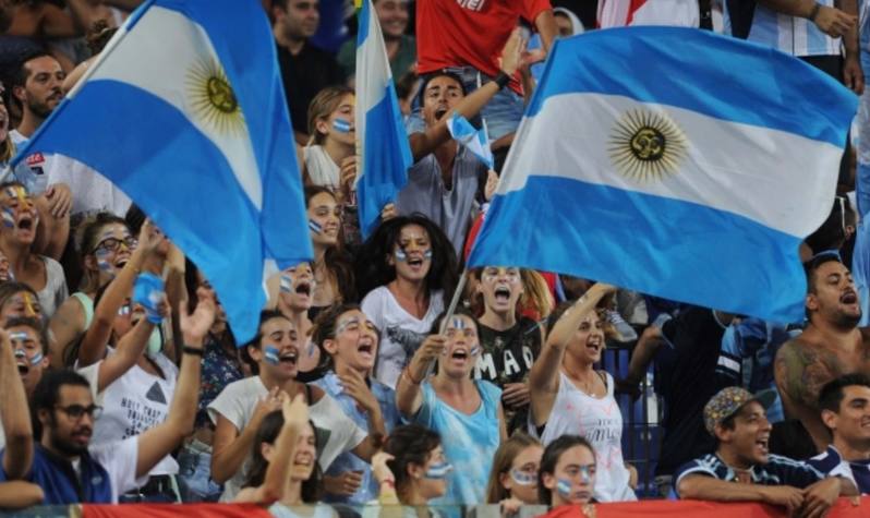Photo of Rusia 2018: argentinos reclamaron por la aparición del ARA San Juan